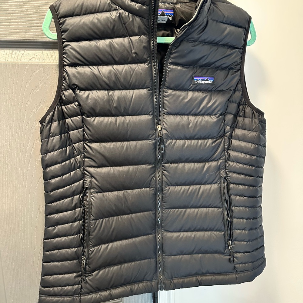 Patagonia Women's Black Puffer Jacket